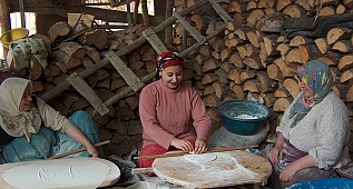 İskilip'te kış ekmeği yapılış fotoğrafları